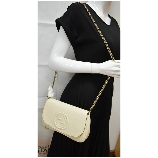 GUCCI Soho Chain Flap Leather Crossbody Bag White 536224