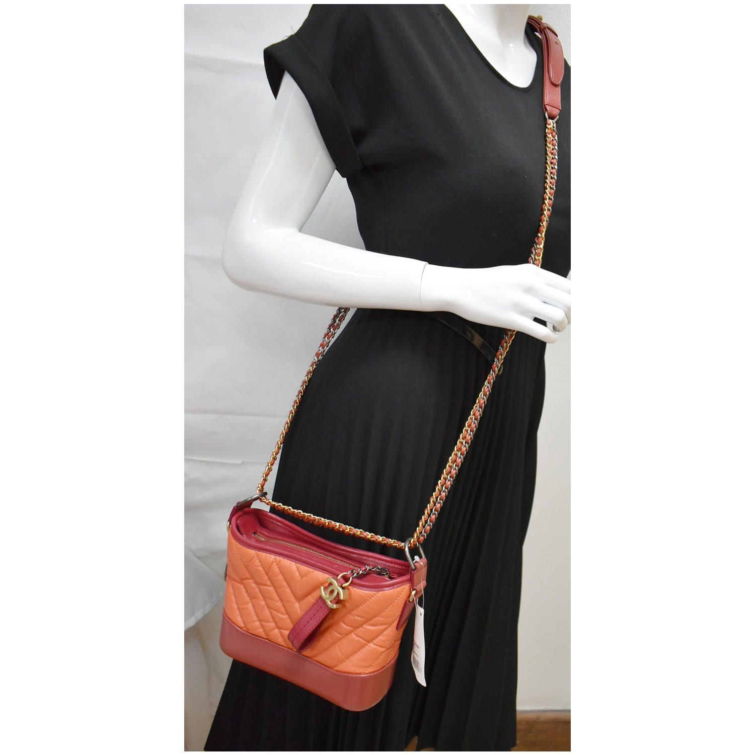 Chanel Pre-owned Medium Gabrielle Shoulder Bag - Neutrals