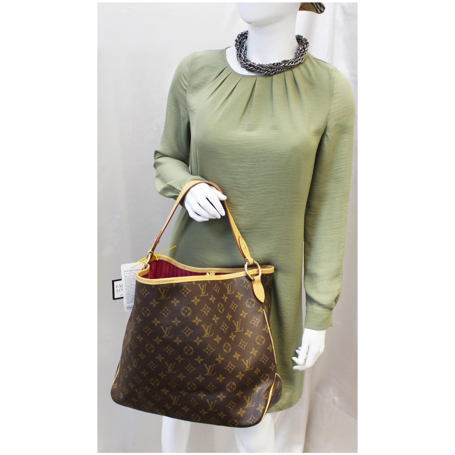 Louis Vuitton Delightful MM Monogram Tote with Pivone - A World Of