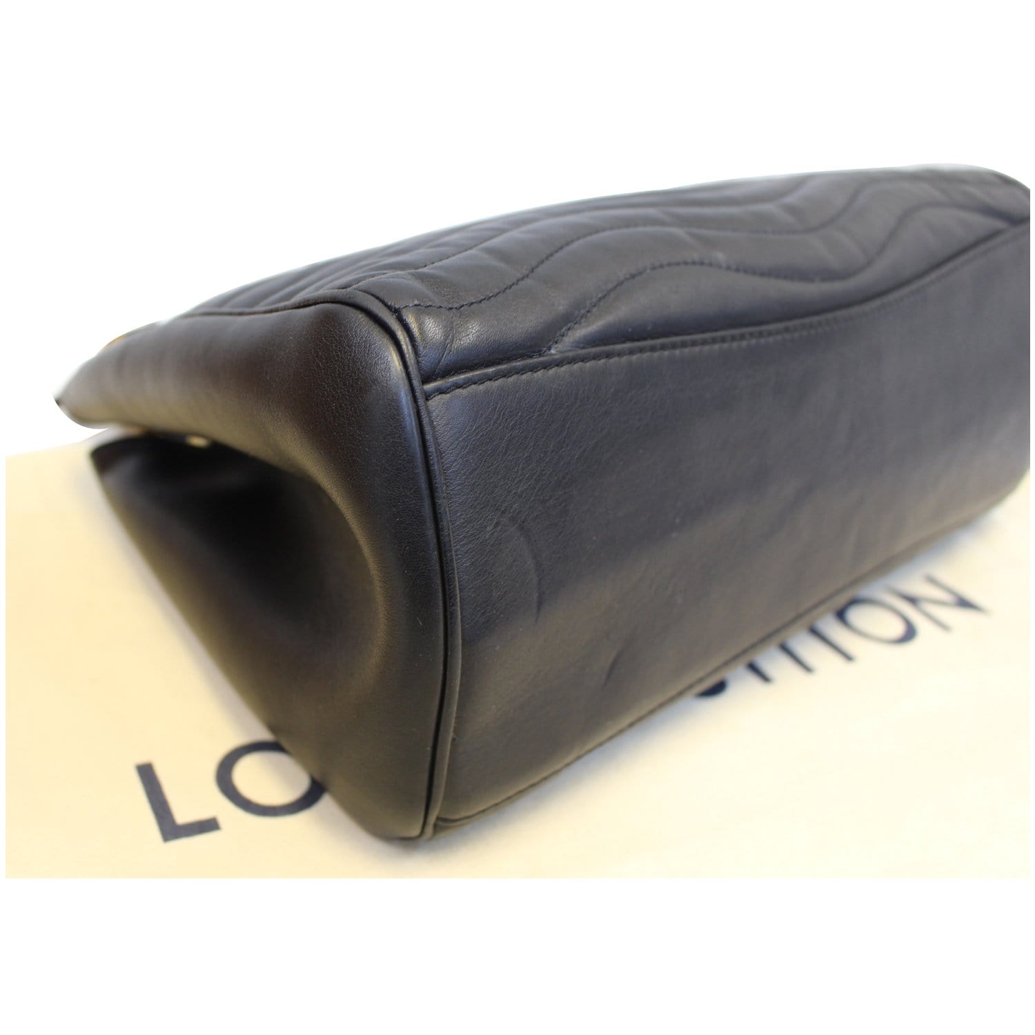 LOUIS VUITTON Wave Chain Leather Tote Shoulder Bag Black-US