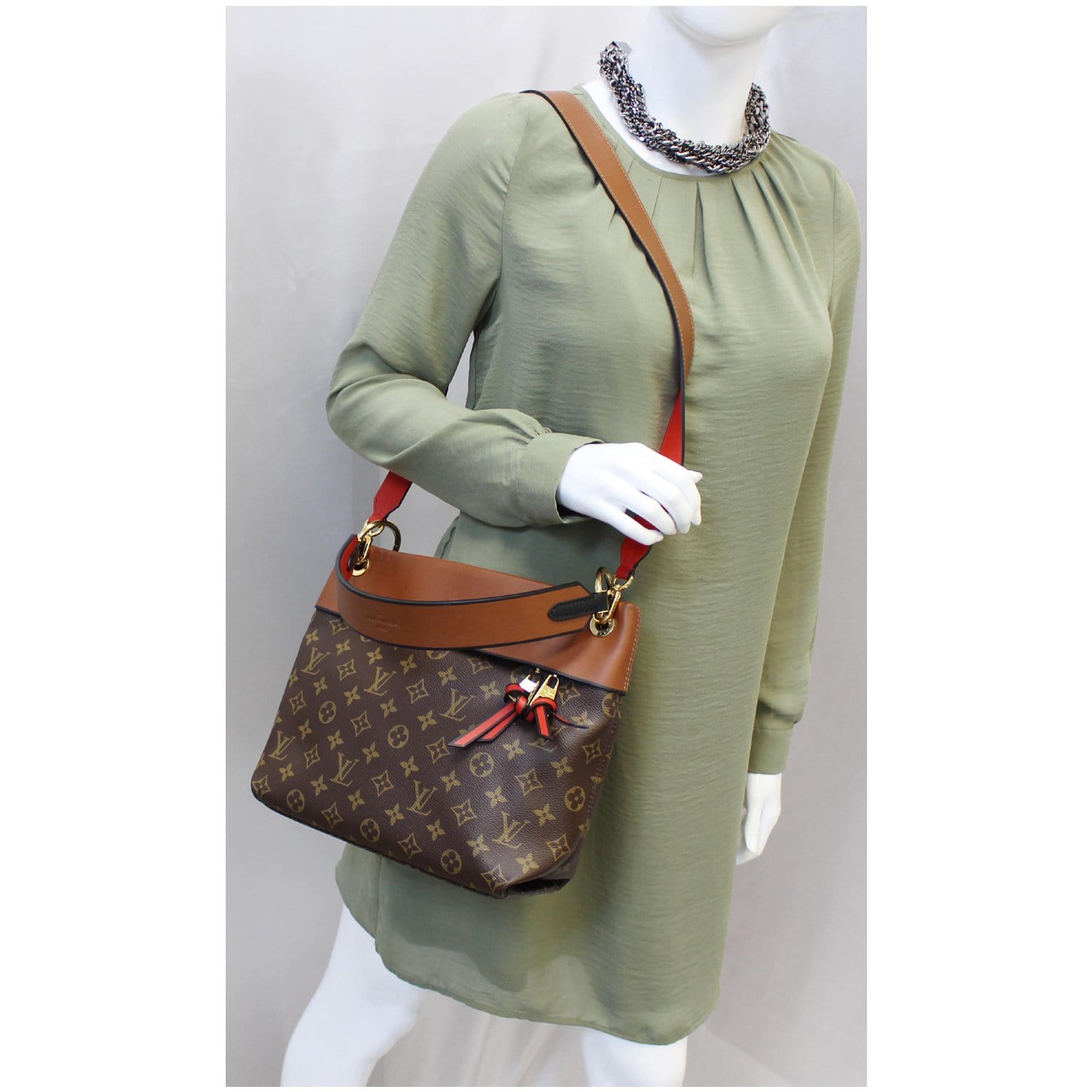 Louis Vuitton Tuileries Besace Bag Monogram Canvas with Leather at 1stDibs