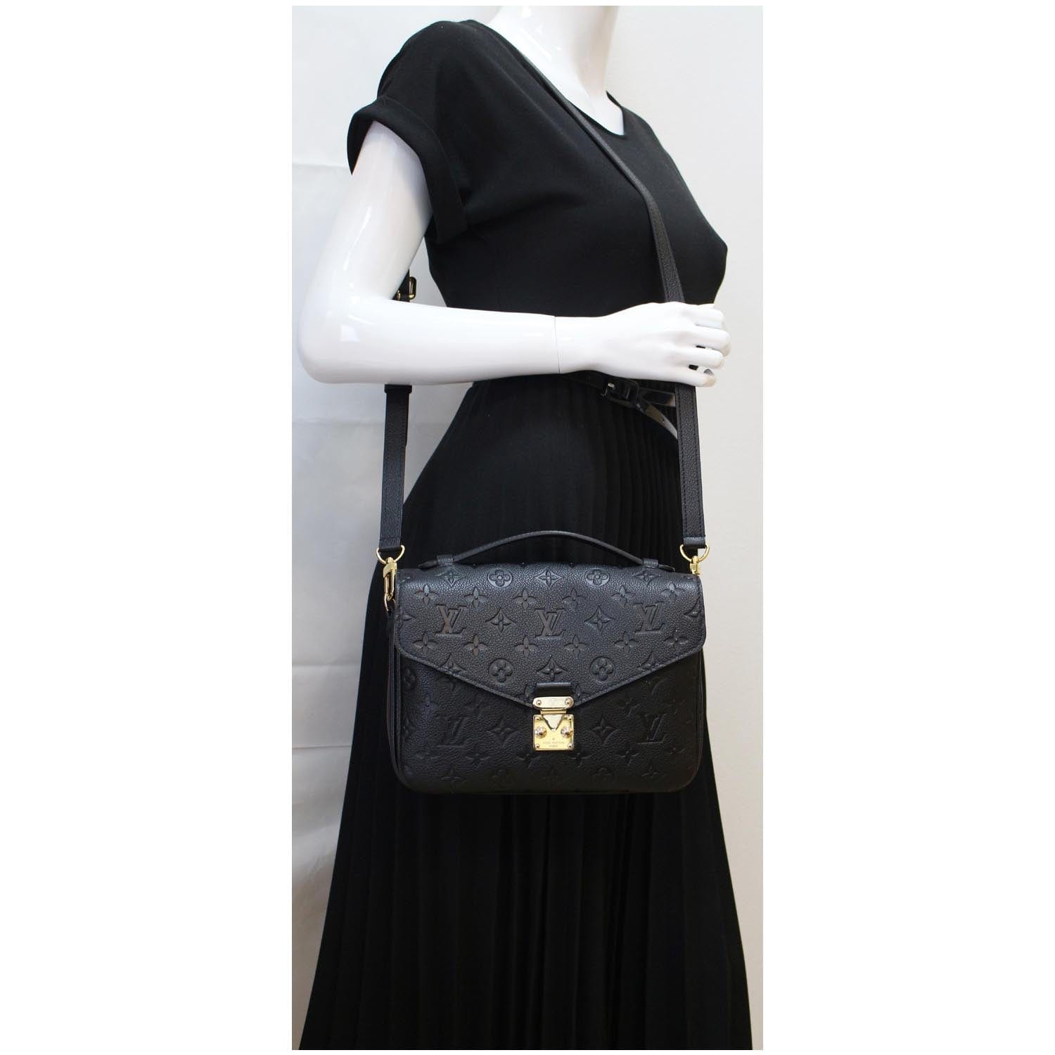 LOUIS VUITTON Empreinte Pochette Metis Noir Black ❤ liked on Polyvore  featuring bags, handbags, shoulder bags, str…