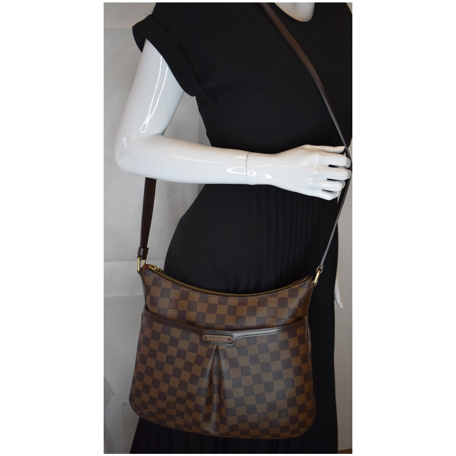 Pre-Owned Louis Vuitton Bloomsbury PM Damier Ebene Crossbody 