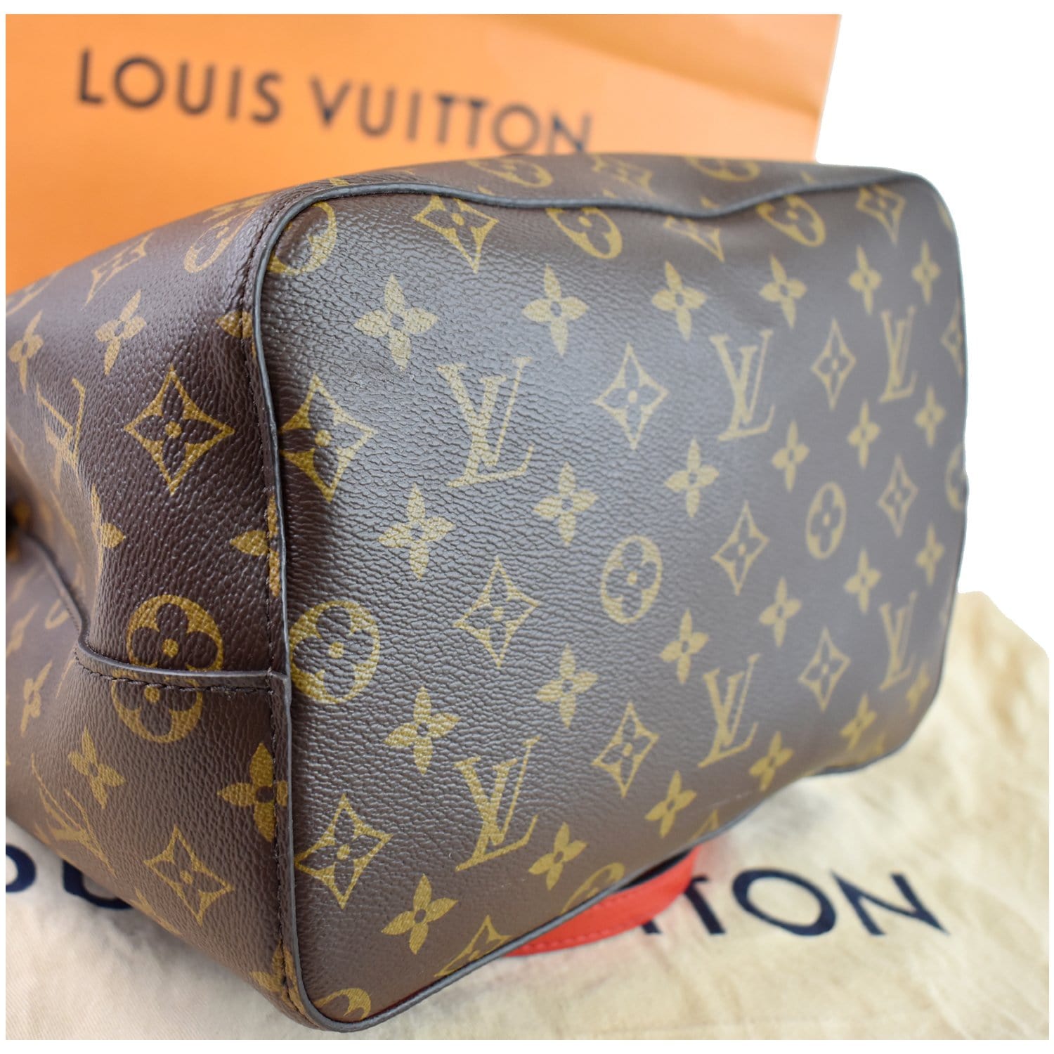 Louis Vuitton Monogram Canvas Neonoe Shoulder Bag (SHF-sAnURy) – LuxeDH