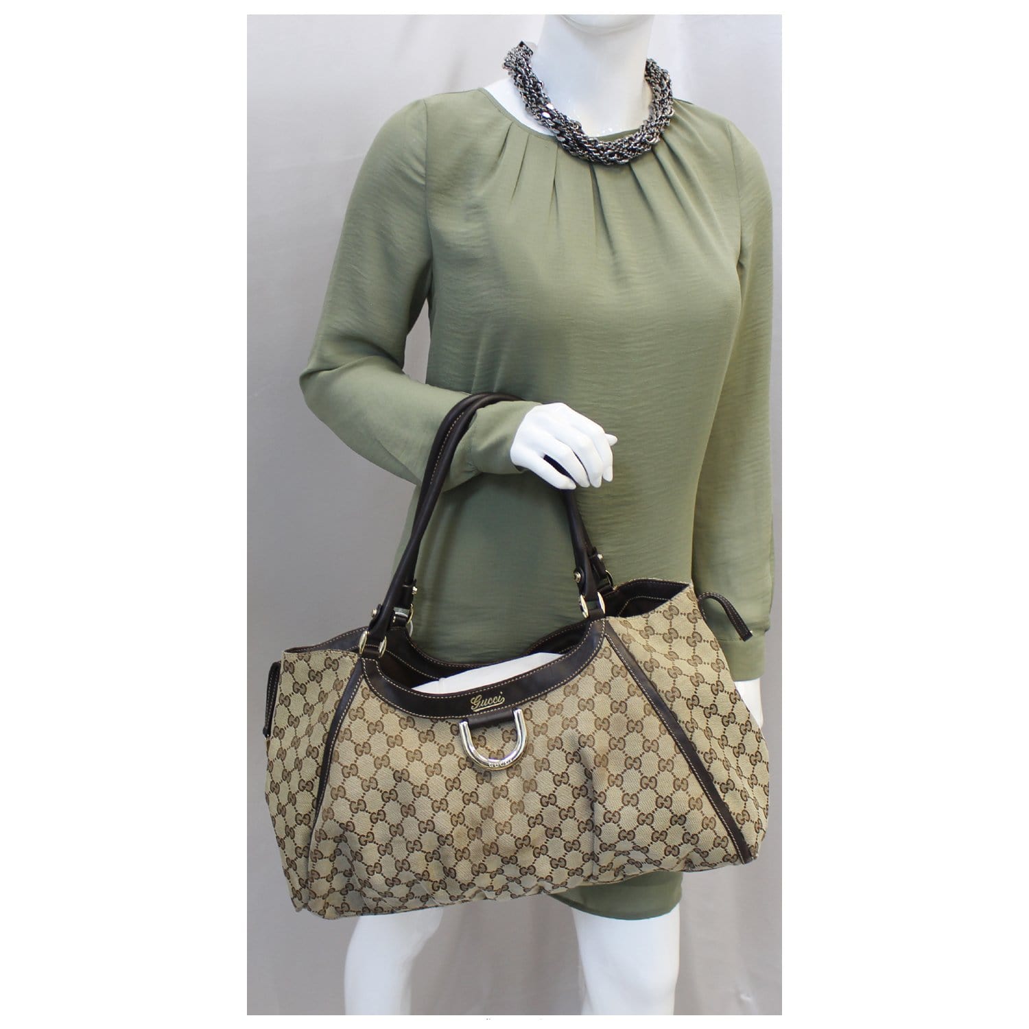 Gucci GG Canvas Abbey D-Ring Crossbody Bag (SHG-29469) – LuxeDH