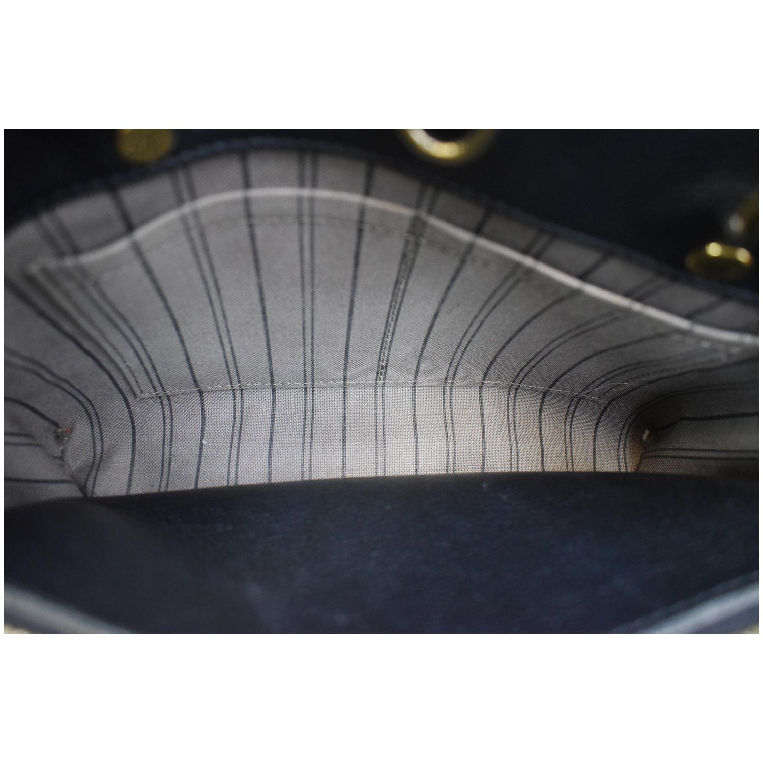 M41053 Louis Vuitton 2019 Montaigne BB-Noir