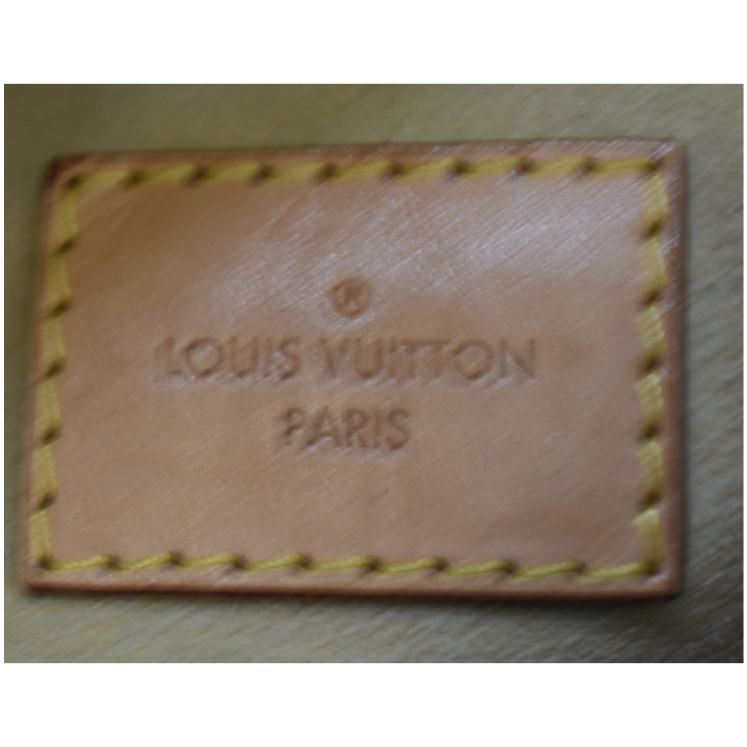 Shop Louis Vuitton Artsy Mm (N40253, M44869) by lifeisfun