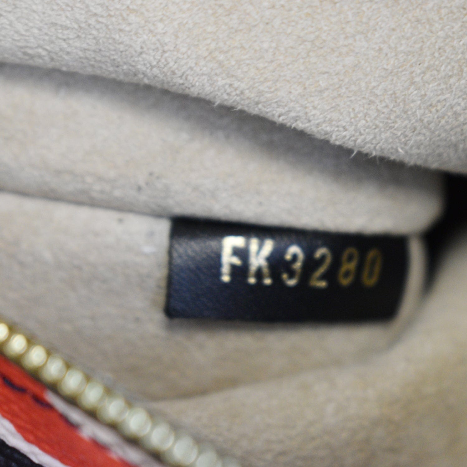 Louis Vuitton LV Crafty Neonoe MM M56888 M56889 - lushenticbags