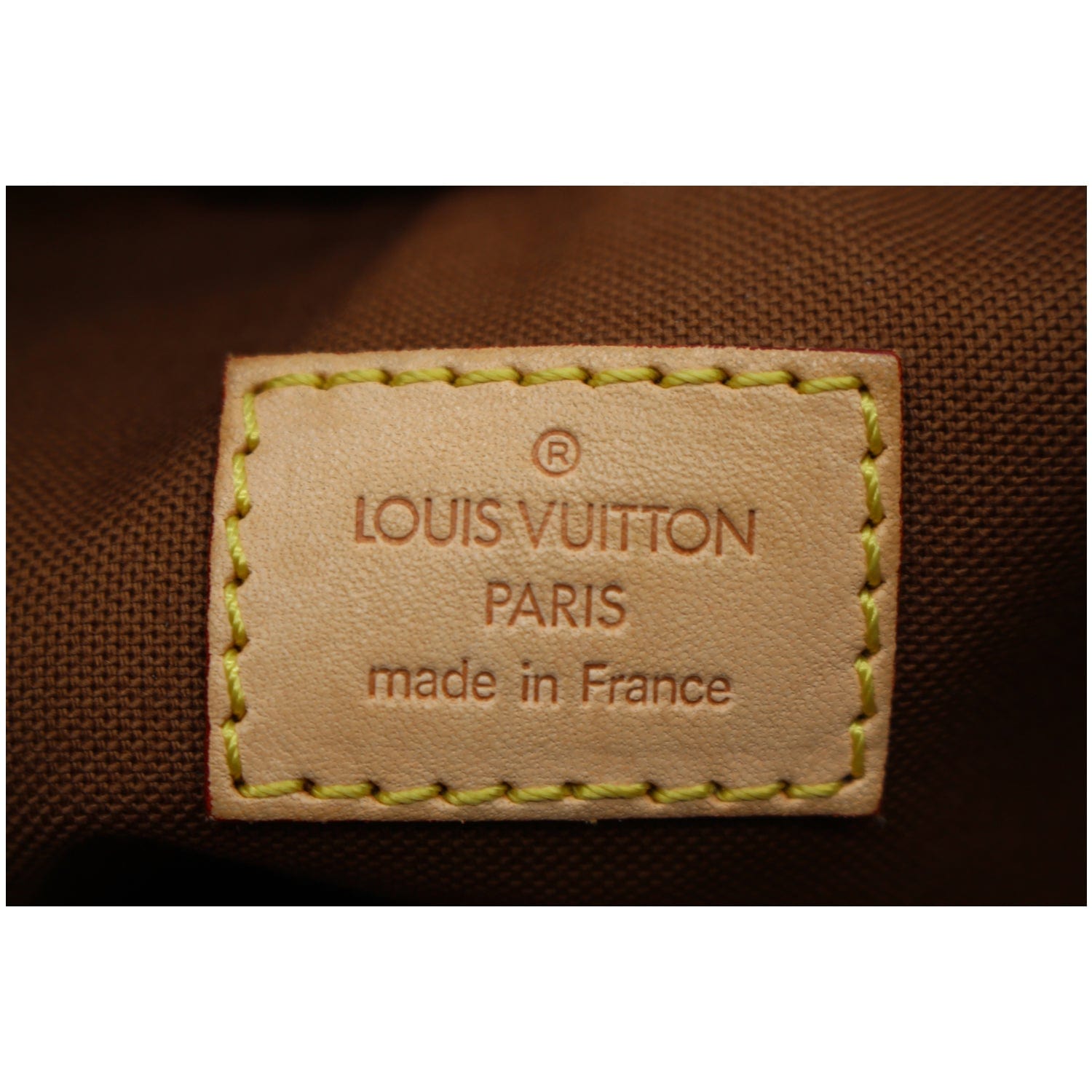 What Goes Around Comes Around Louis Vuitton Monogram Canvas Pochette  Bosphore at Von Maur