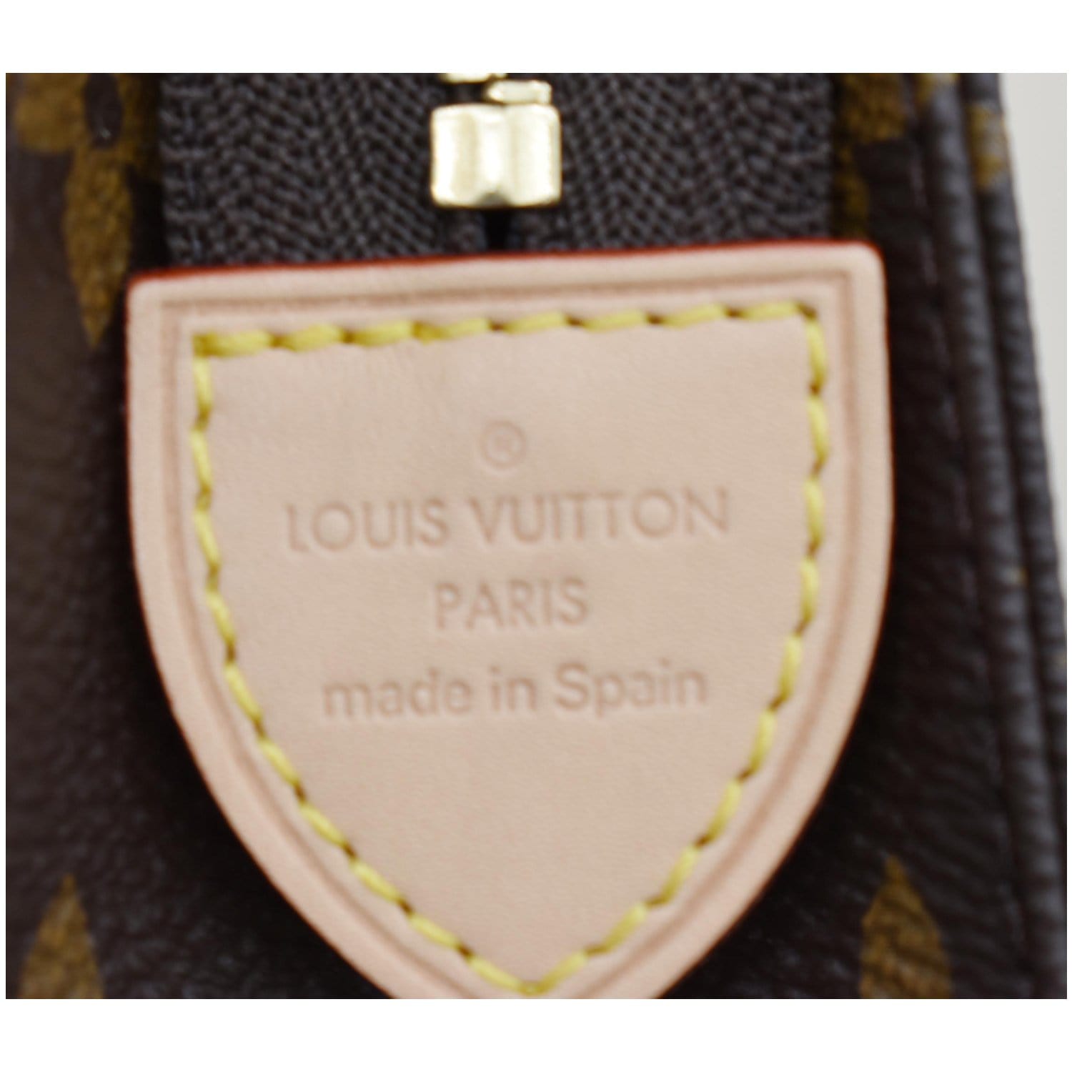 Pochette cosmétique cloth vanity case Louis Vuitton Brown in Cloth -  31267205