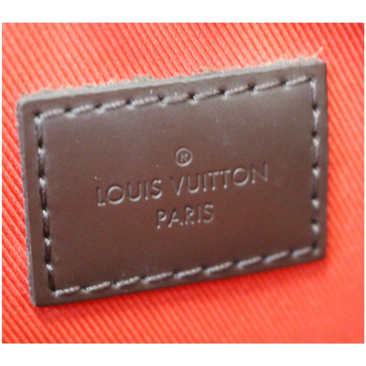 Louis Vuitton South Bank Besace overview #lvcrossbody #delv  #louisvuittonbag 