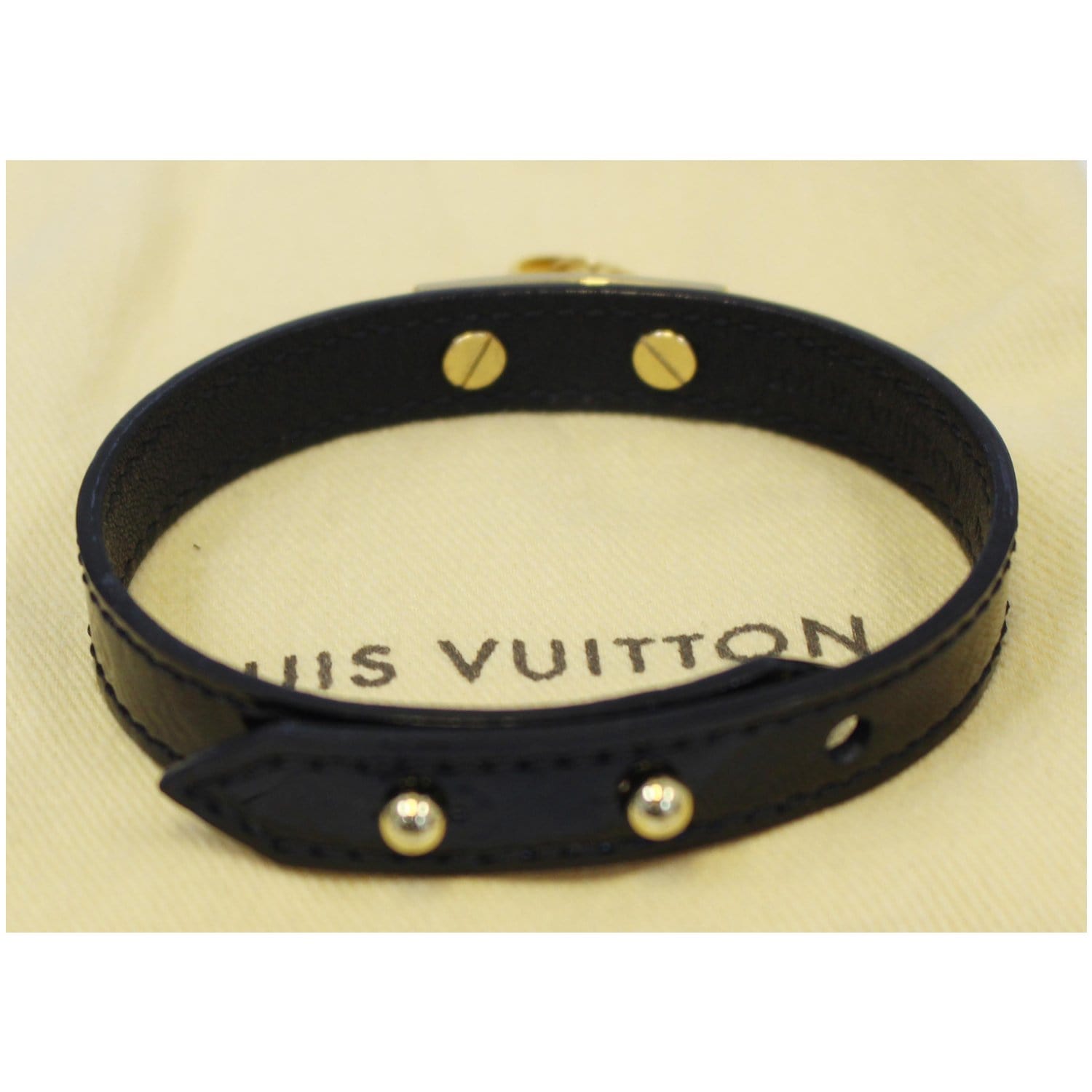 Louis Vuitton Essential V Ultimate Bracelet Black Leather. Size 19