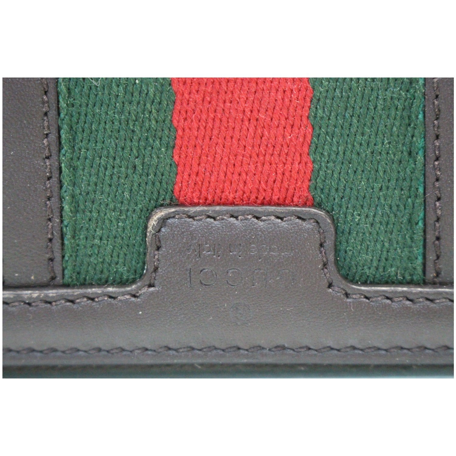 Mens Vintage Gucci Wallet for Sale in Santa Ana, CA - OfferUp