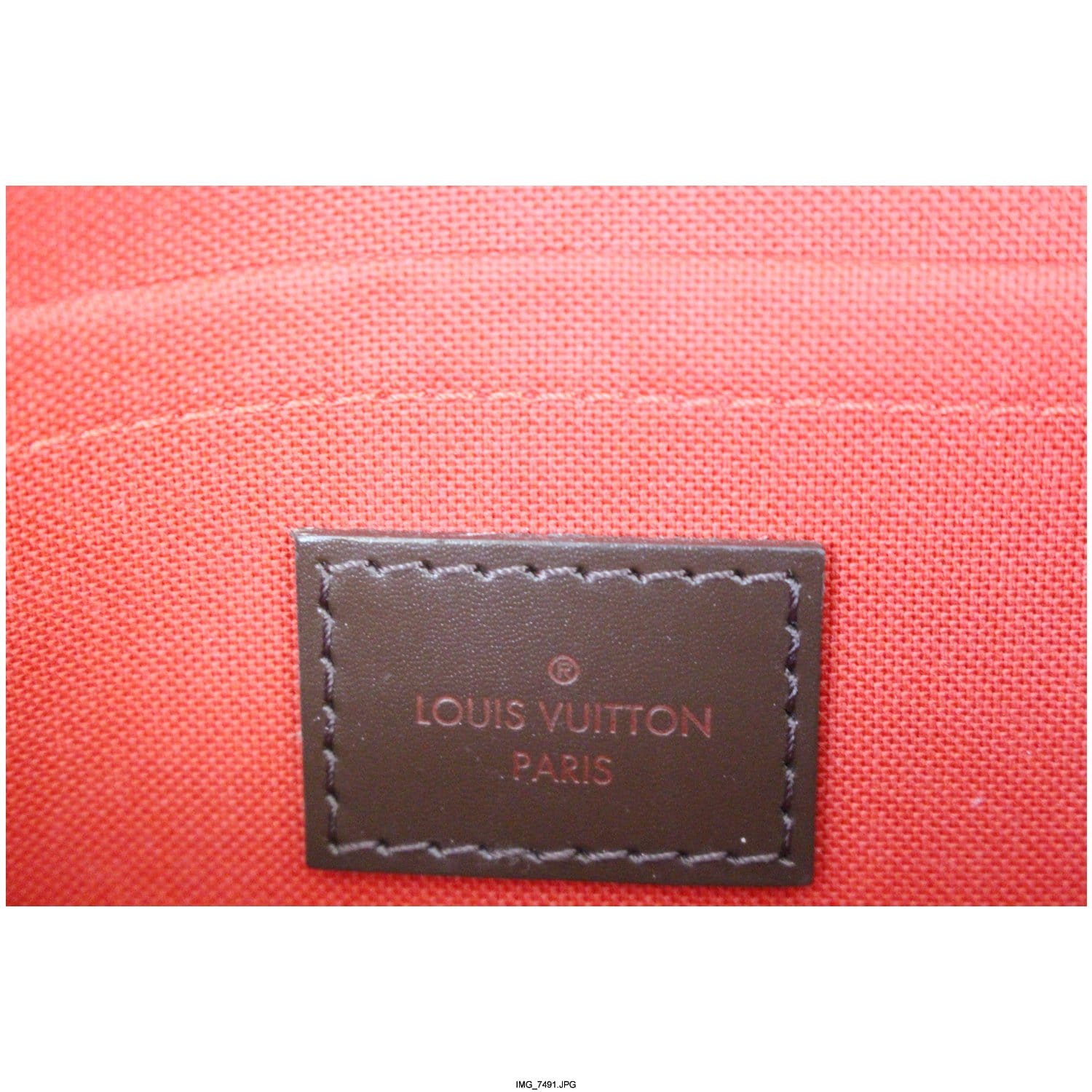 Louis Vuitton Favorite MM Damier Ebene Crossbody Bag (FL0185) – AE Deluxe  LLC®