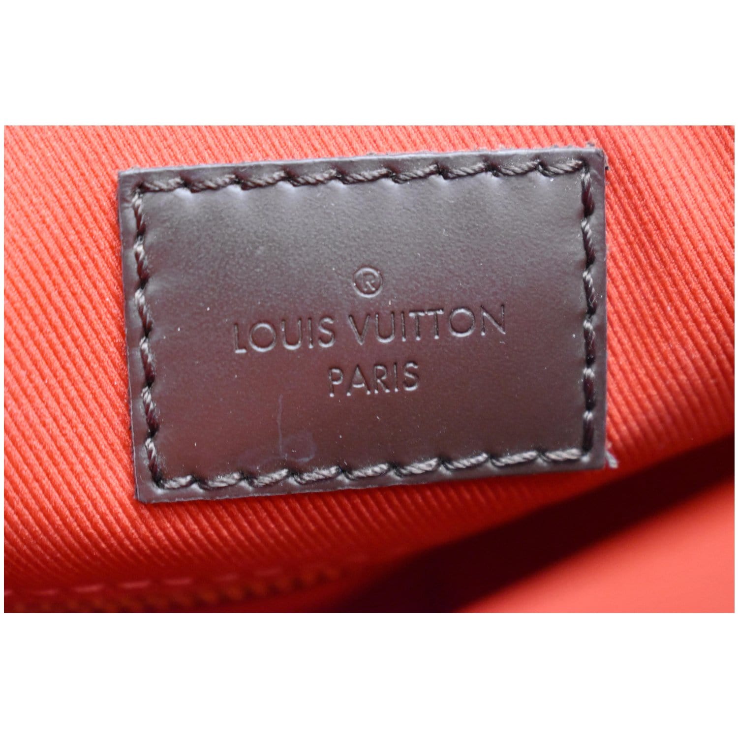  Louis Vuitton, Pre-Loved Damier Ebene Luco, Brown : יוקרה