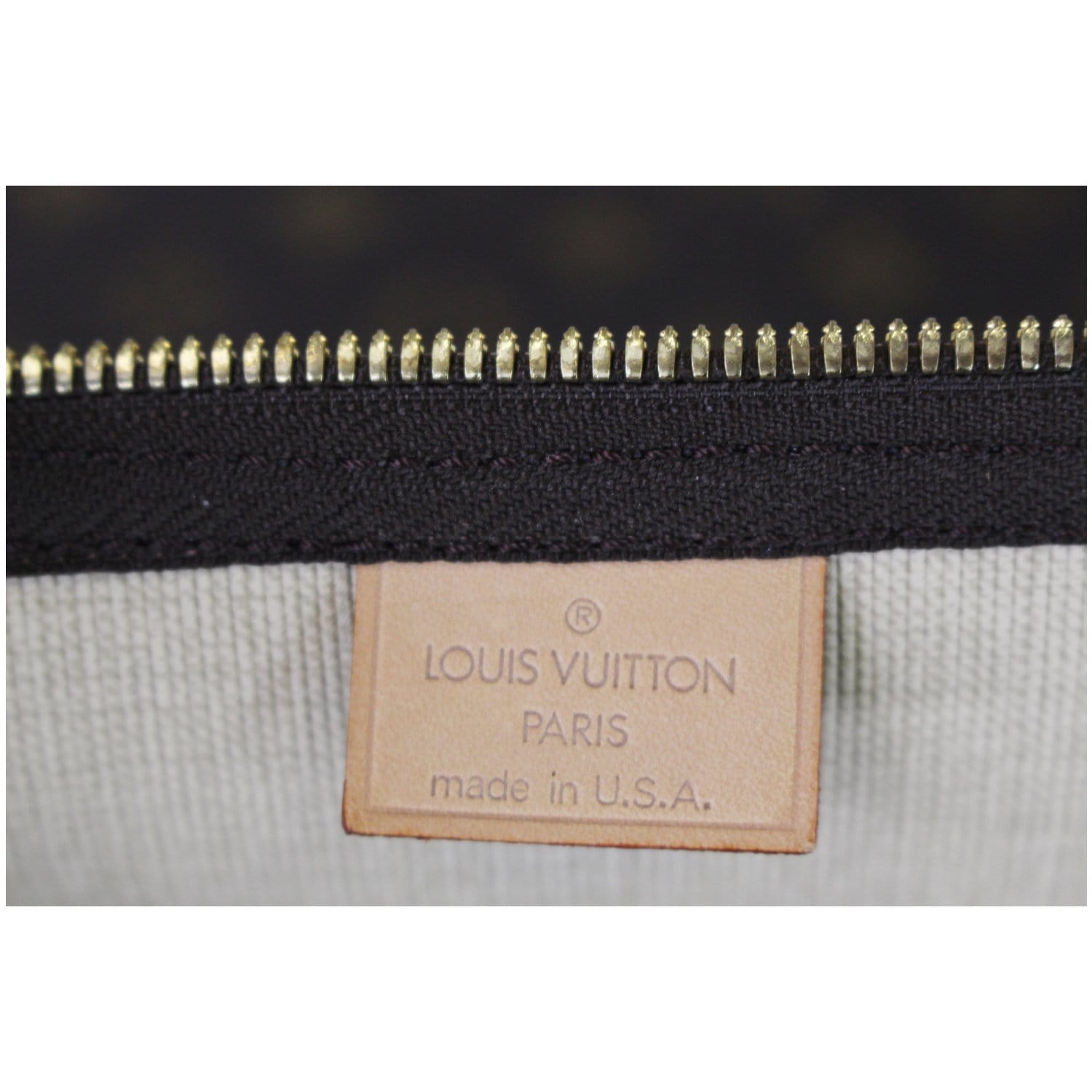 LOUIS VUITTON Pullman Monogram Canvas Softside Suitcase TT3127
