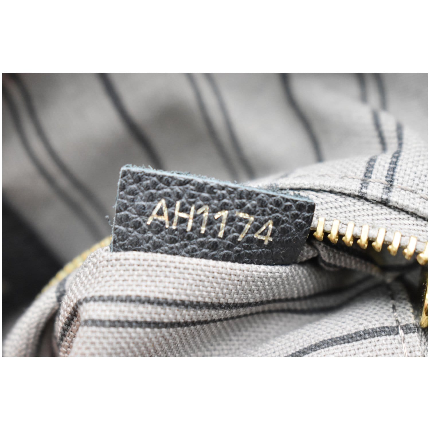Louis Vuitton speedy 30 empreinte Black Leather ref.21583 - Joli Closet
