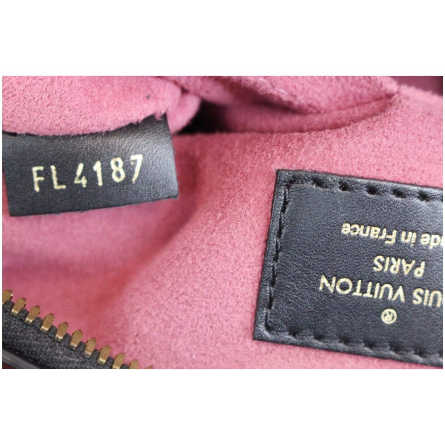 Tuileries leather handbag Louis Vuitton Black in Leather - 21543066