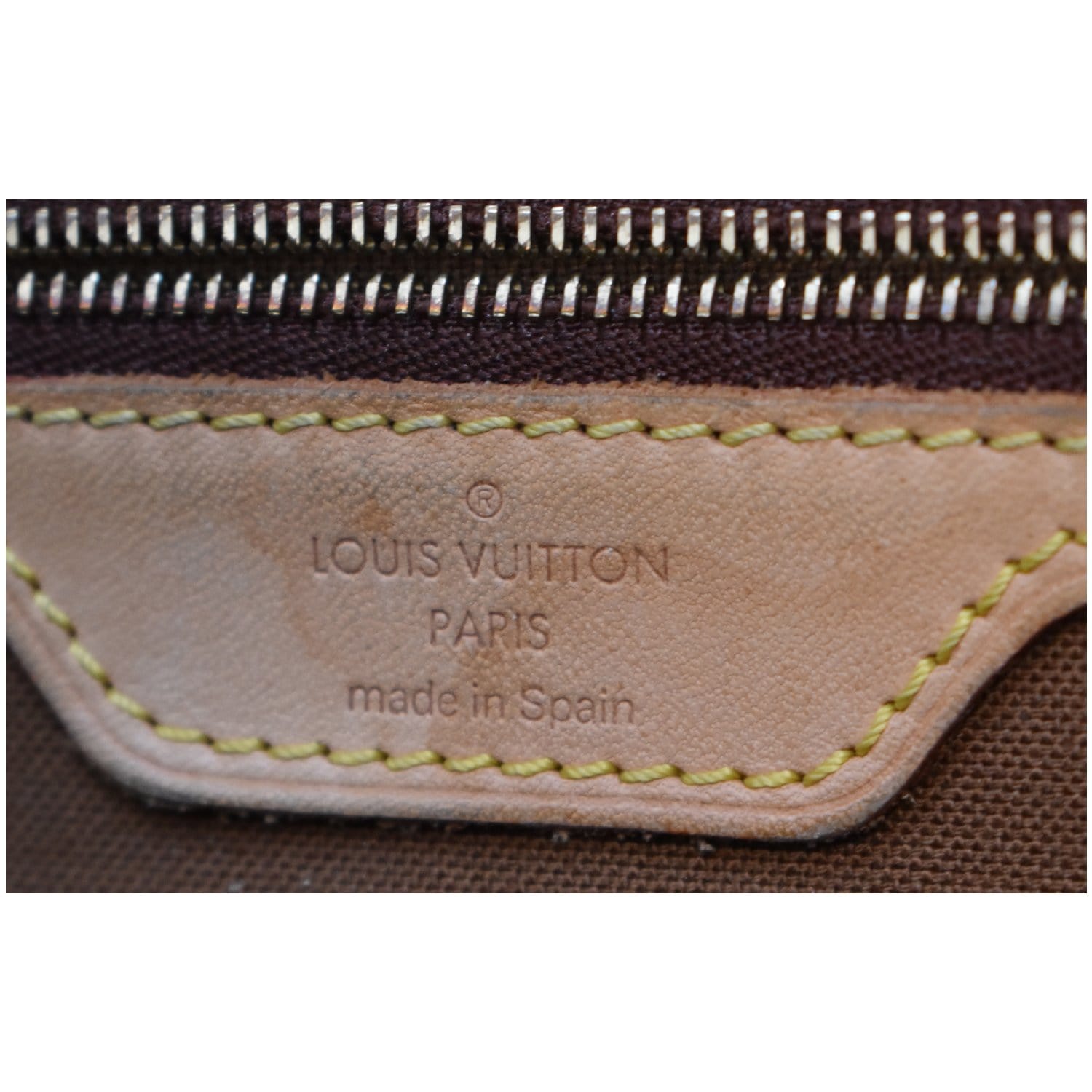 Abbesses messenger cloth bag Louis Vuitton Brown in Cloth - 33518025