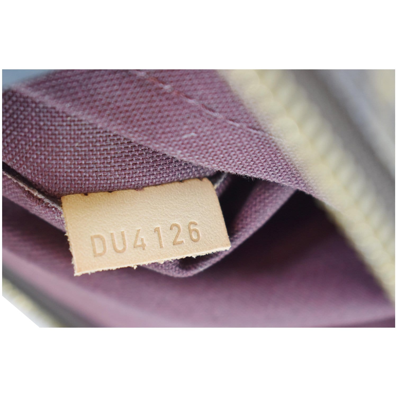 Berri cloth handbag Louis Vuitton Brown in Cloth - 22960889