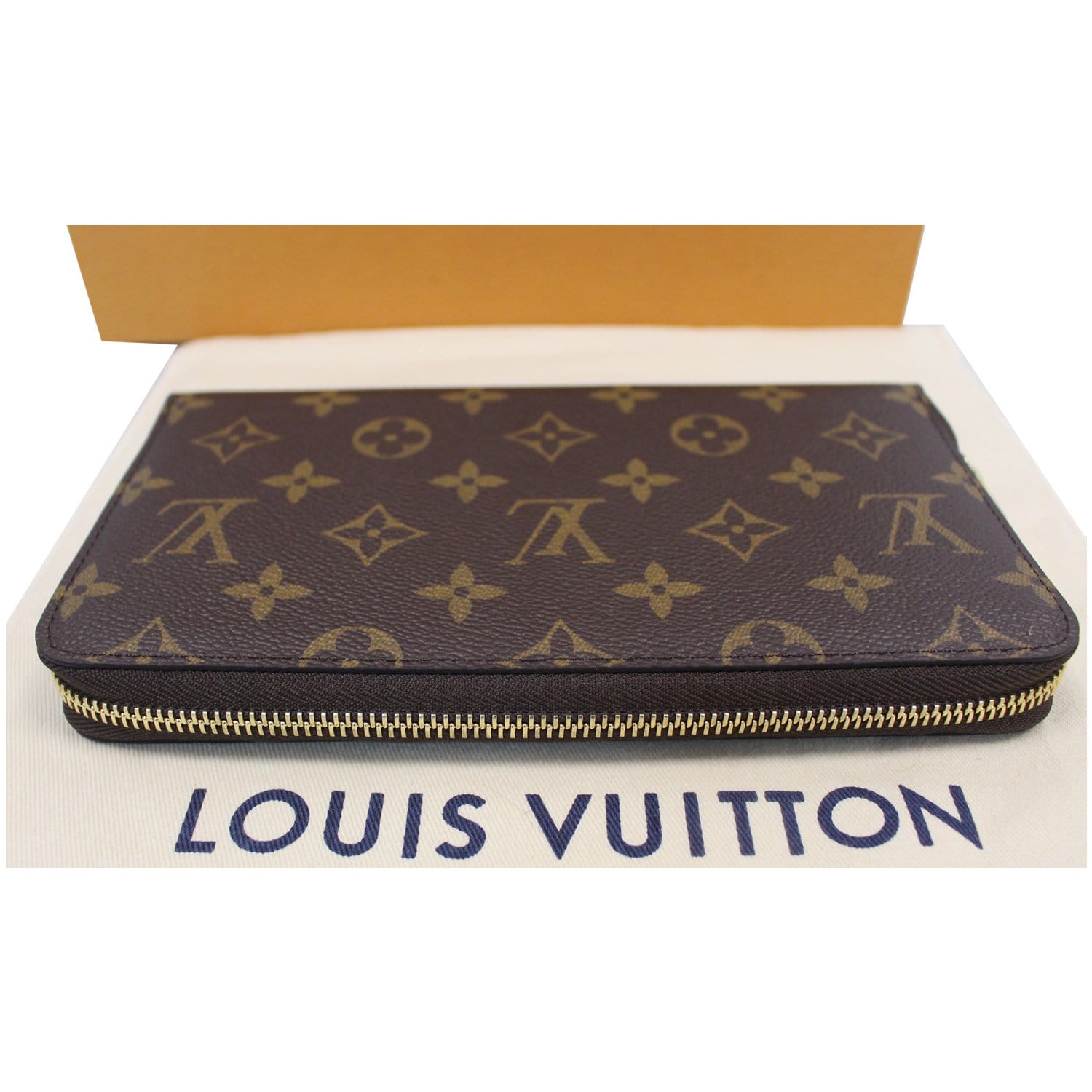 Authentic Louis Vuitton Classic Monogram Canvas Zippy with Brown Interior Wallet