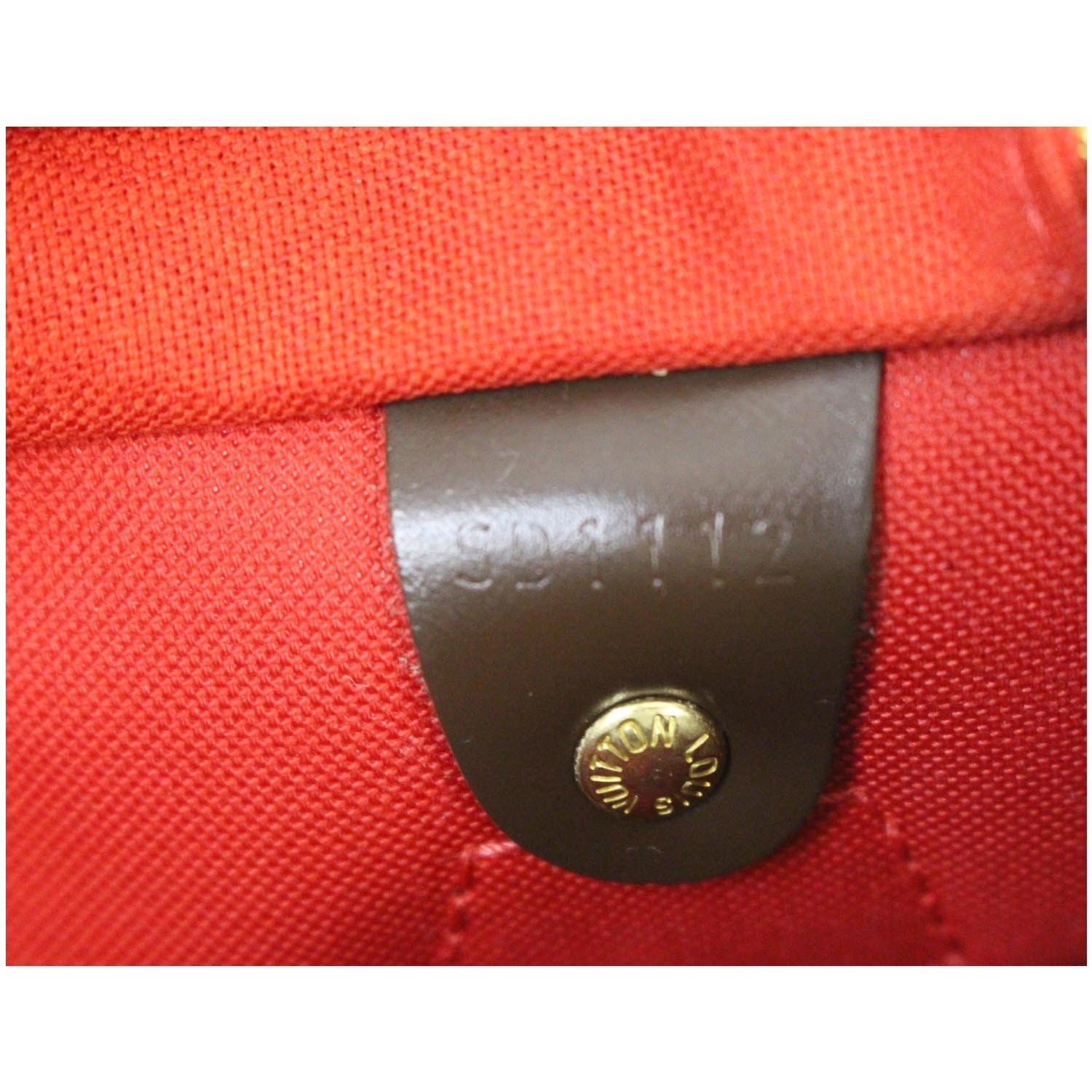 Xcond luxury brands - 💗💓💜LV box scott bag is superb