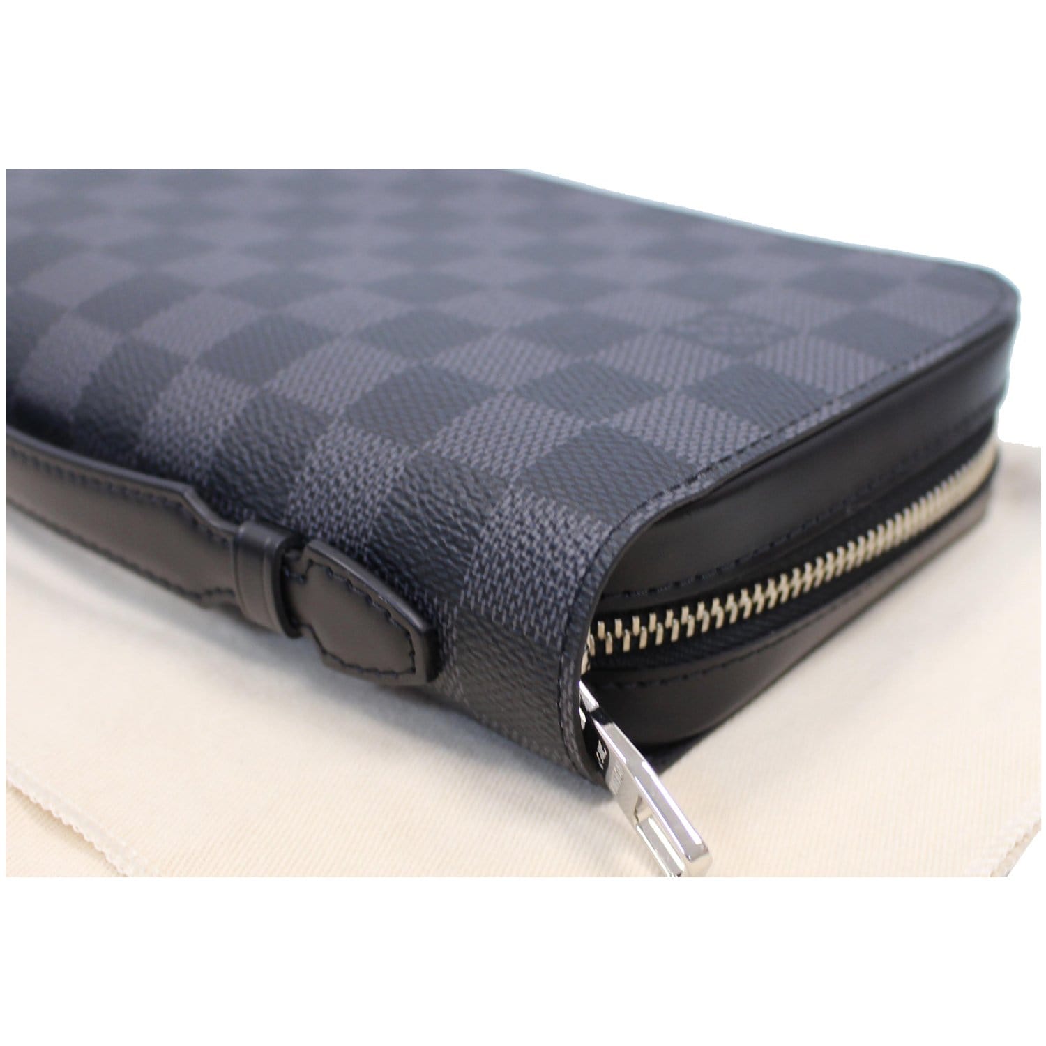 Louis Vuitton Zippy XL wallet Damier Graphite *AUTHENTIC* - clothing &  accessories - by owner - apparel sale 