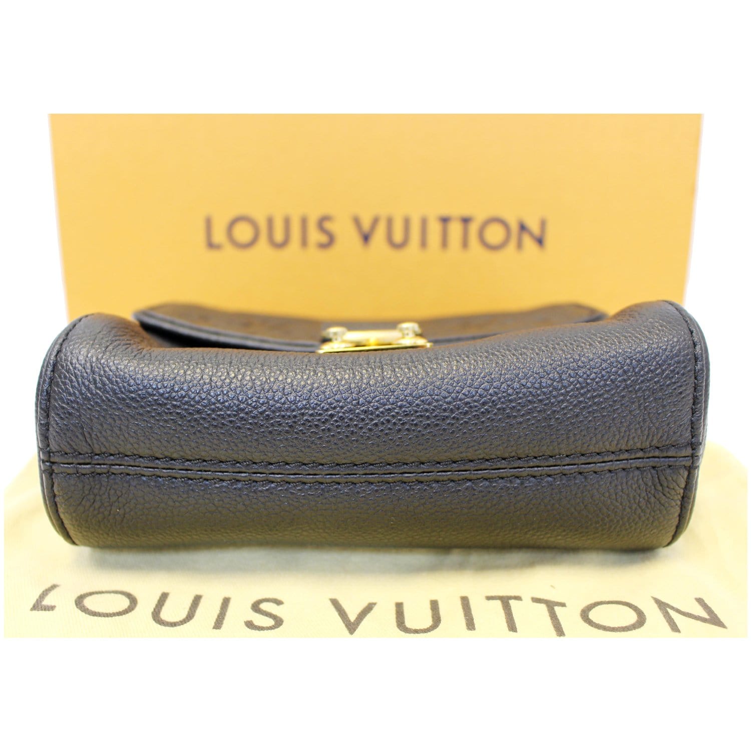 Saint-germain leather handbag Louis Vuitton Beige in Leather - 19623359