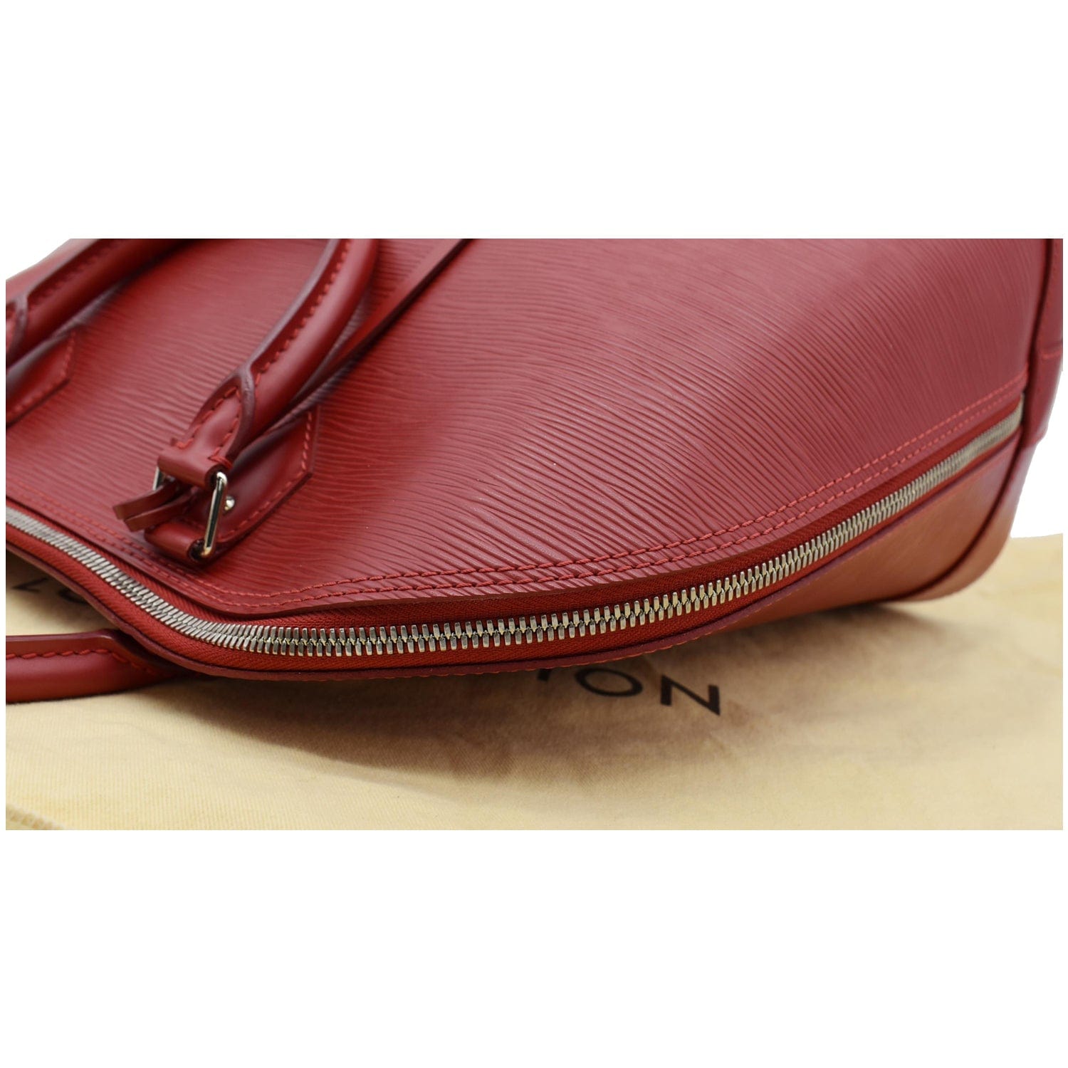 Alma leather handbag Louis Vuitton Multicolour in Leather - 33226978