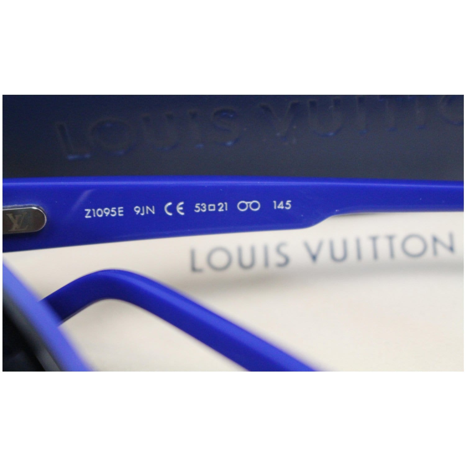 Louis Vuitton Z1272E Portland Grey Blue E Sunglasses 99lz616s