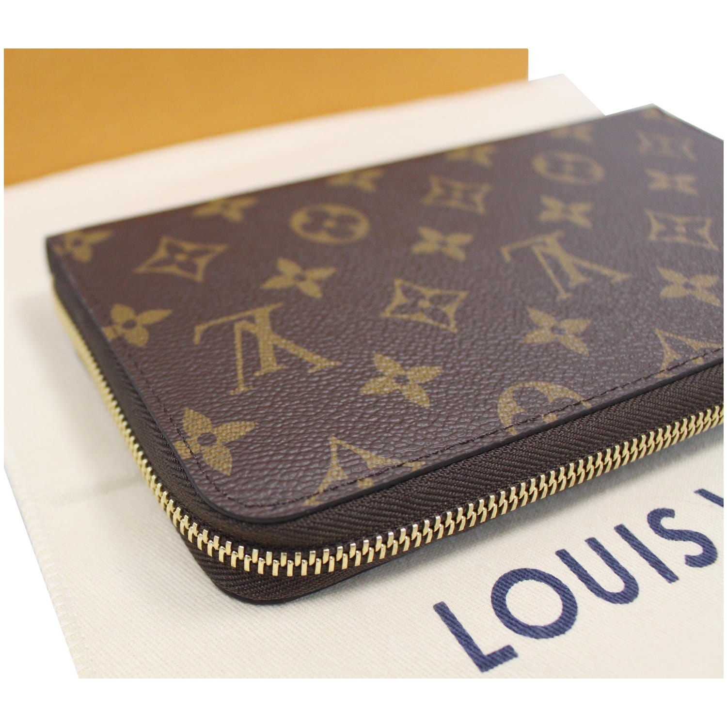 Louis Vuitton ZIPPY WALLET VERTICAL 2023-24FW Monogram Unisex Canvas Street  Style Leather Long Wallet (M82799)