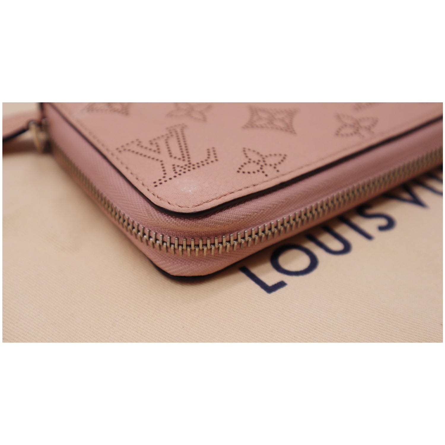 Louis Vuitton Zippy Wallet Mahina Monogram Black in Calfskin
