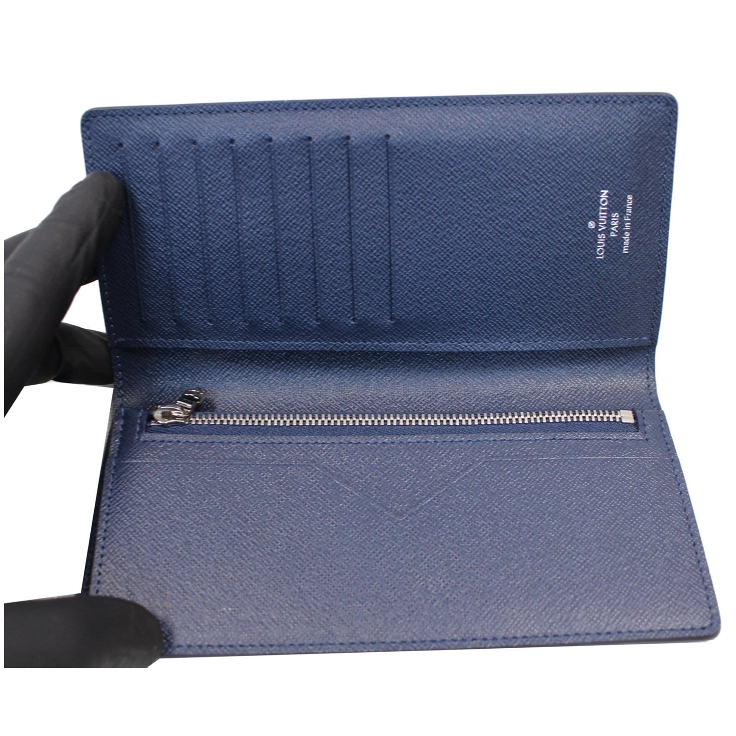 Louis Vuitton, Bags, 25 Authentic Louis Vuitton De Brazza Wallet