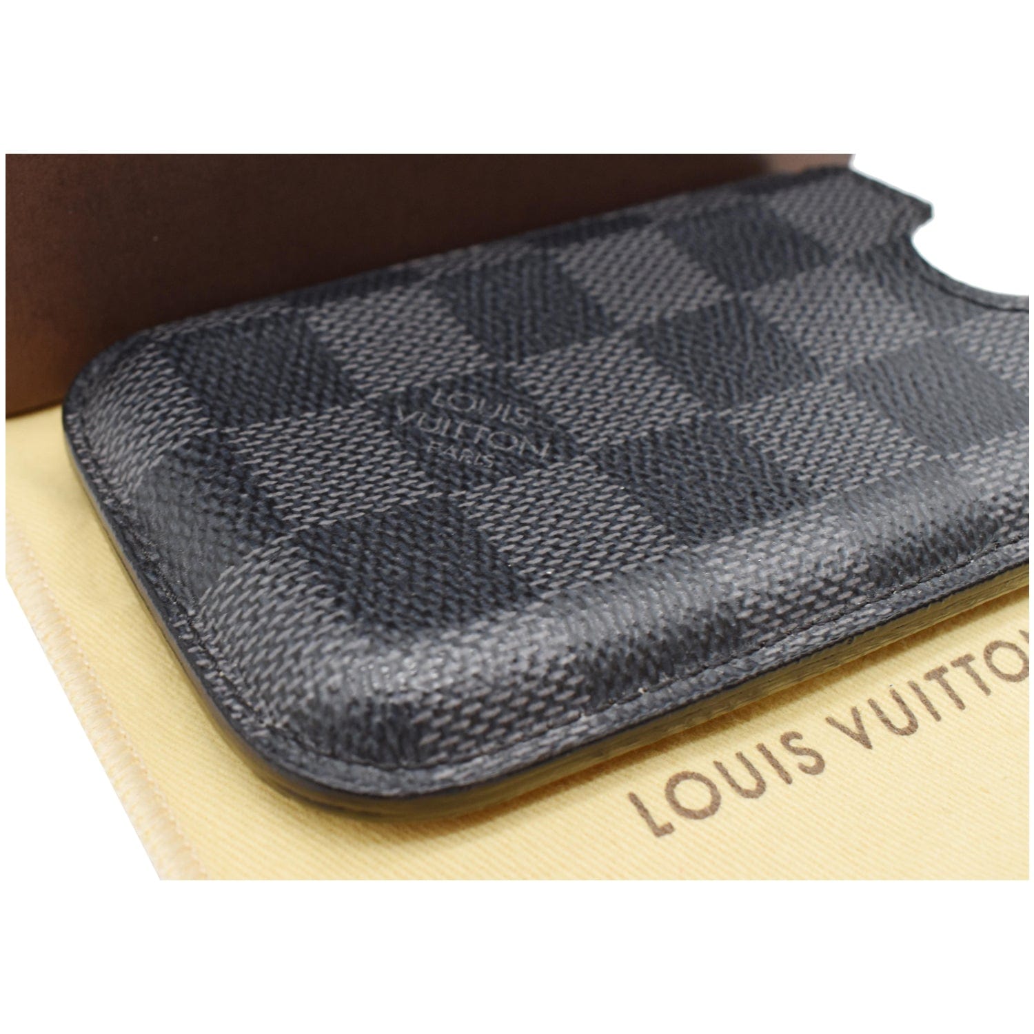 Louis Vuitton Damier Graphite Canvas iPhone 4 Cover Louis Vuitton