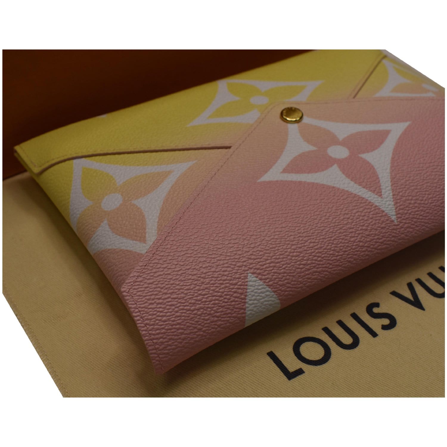 Louis Vuitton LV Kirigami set By the pool Multiple colors Cloth ref.901767  - Joli Closet