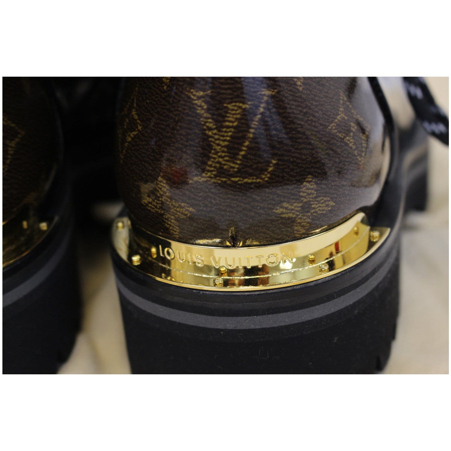 Louis Vuitton Boots LV 9 = US 10