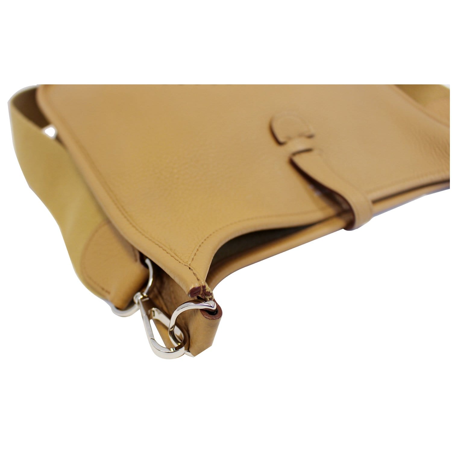 Evelyne leather crossbody bag Hermès Beige in Leather - 21639439