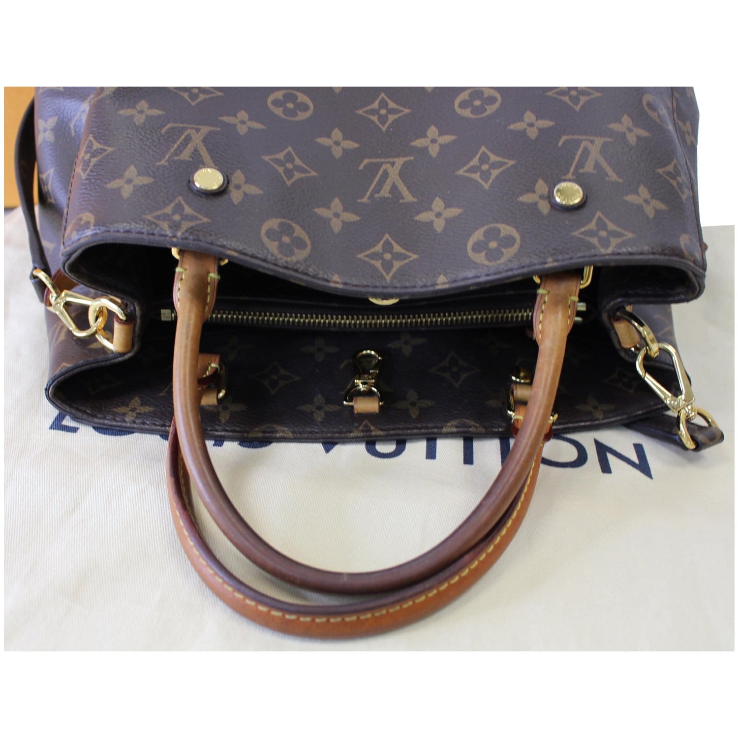 Louis Vuitton Montaigne MM with receipt, almost new. Brown Cloth