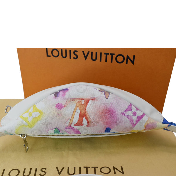 LOUIS VUITTON Discovery Monogram Watercolor Bumbag Multicolor