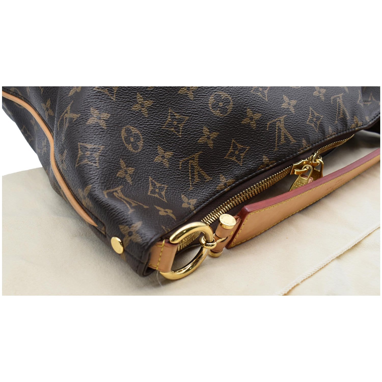 Louis Vuitton Sully Mm - 2 For Sale on 1stDibs