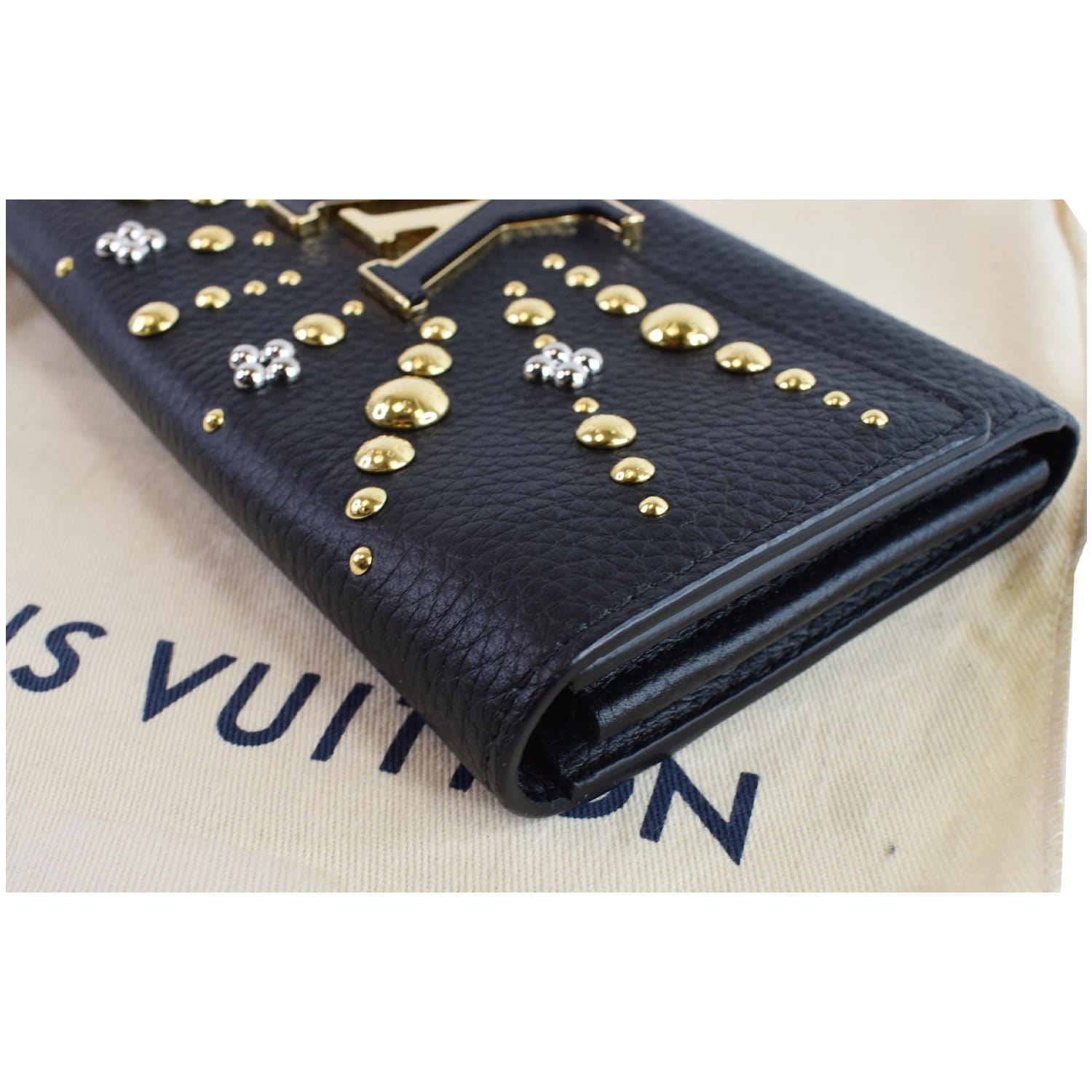 Louis Vuitton Taurillon Leather Wallet - Black Wallets, Accessories -  LOU788482