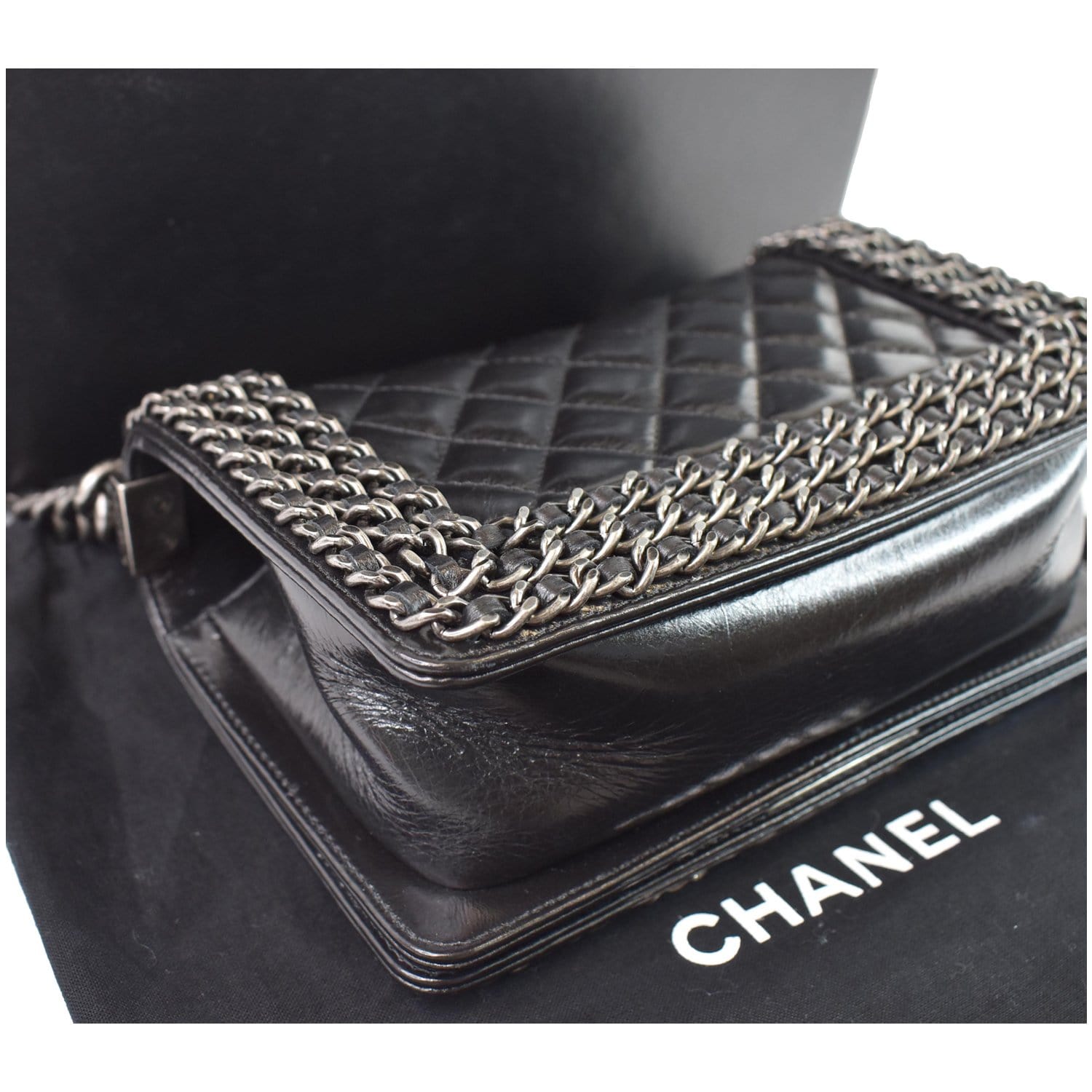 Chanel Lambskin Chain Top Handle Small Boy Bag (SHF-18238) – LuxeDH