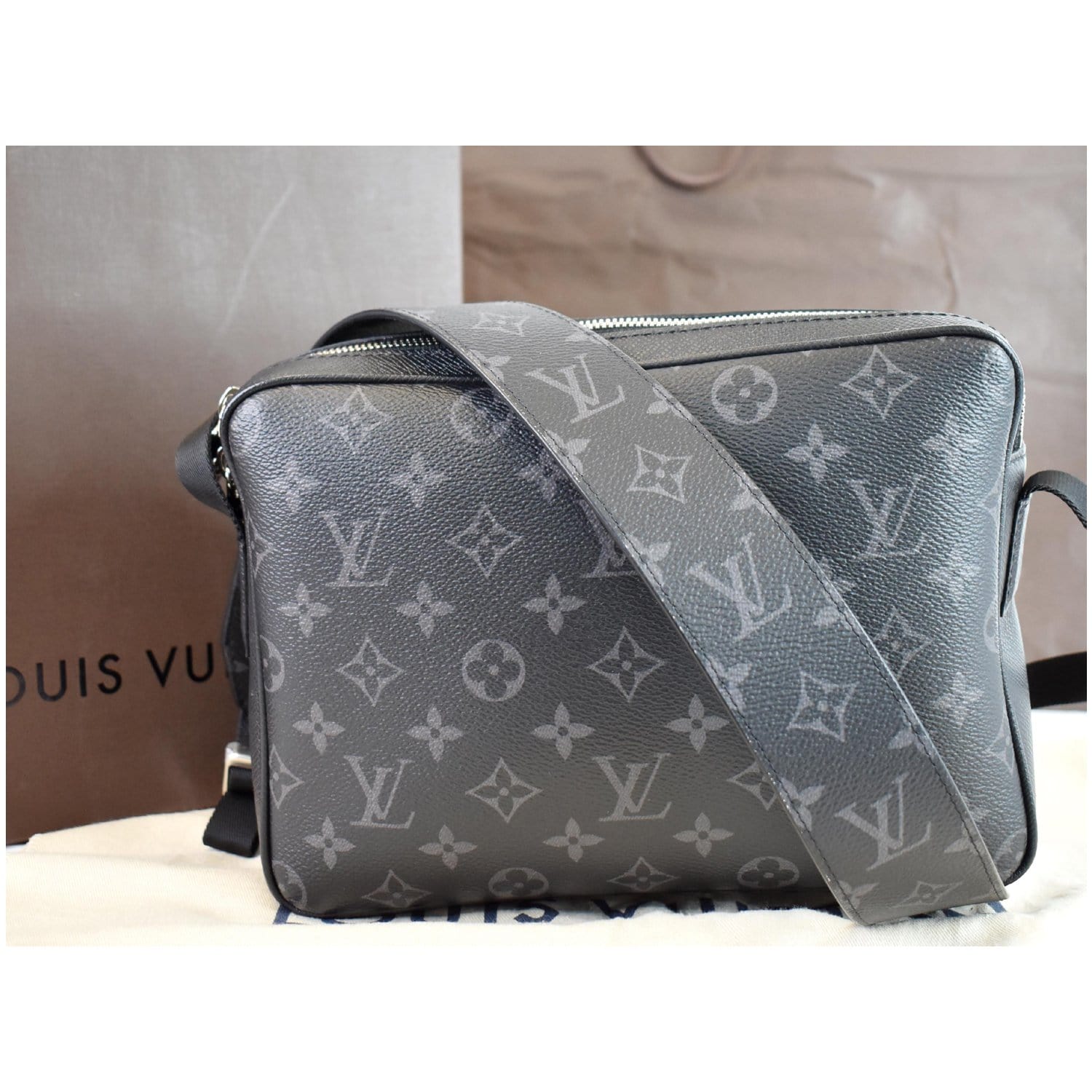 Louis Vuitton Outdoor Messenger Bag - Couture USA