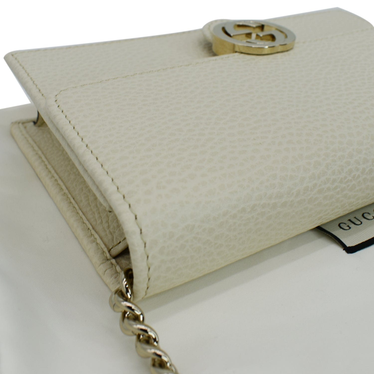 Gucci Interlocking GG Chain Crossbody Bag White for Women