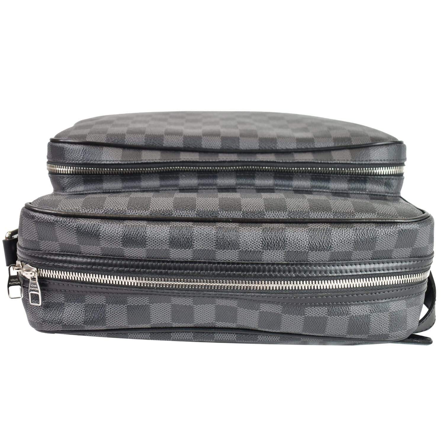Black Louis Vuitton Damier Graphite Sac Leoh Crossbody Bag – Designer  Revival