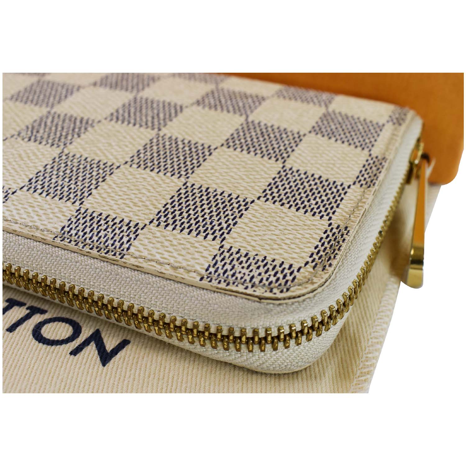 Zippy cloth wallet Louis Vuitton White in Cloth - 36823140