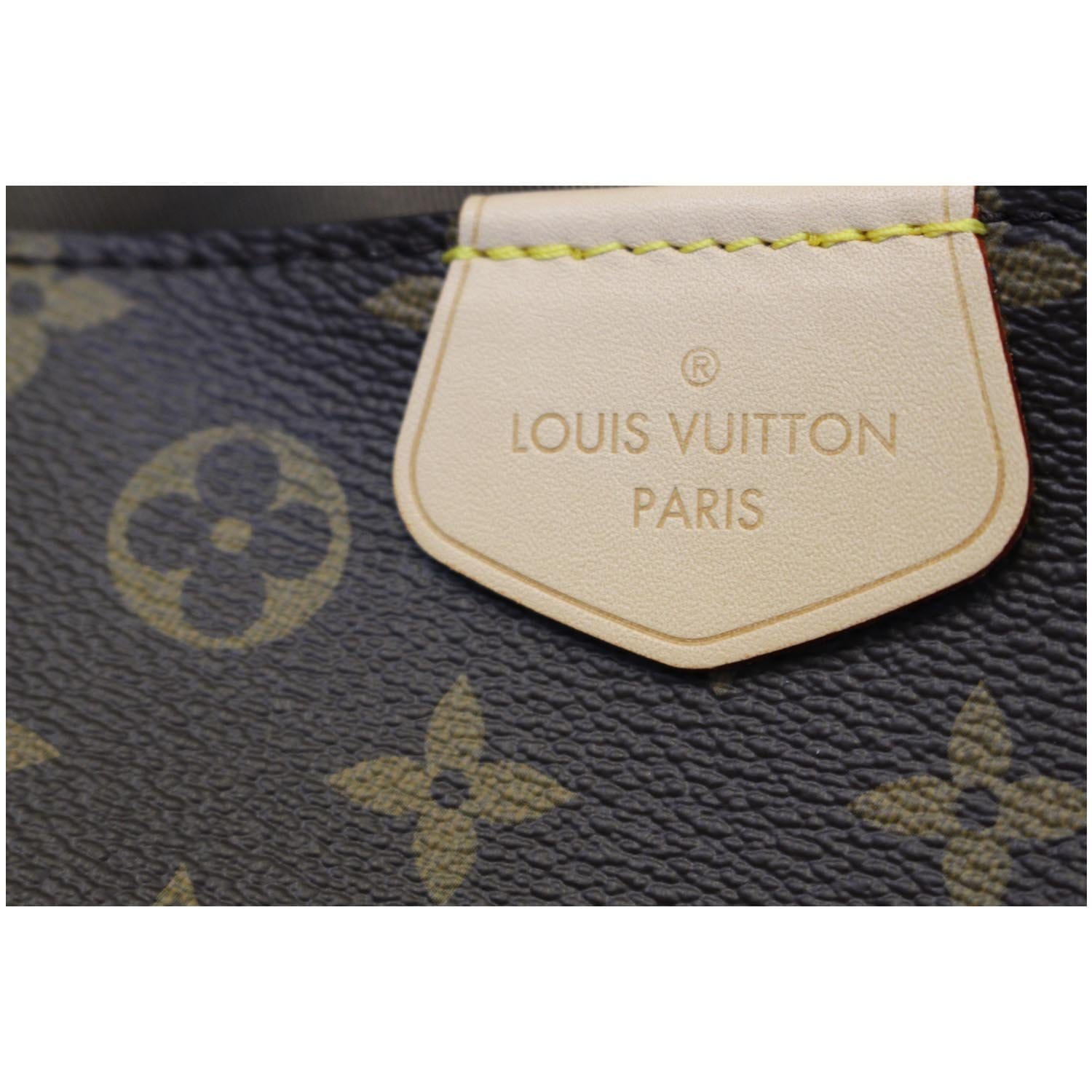 Graceful cloth handbag Louis Vuitton White in Cloth - 29218893