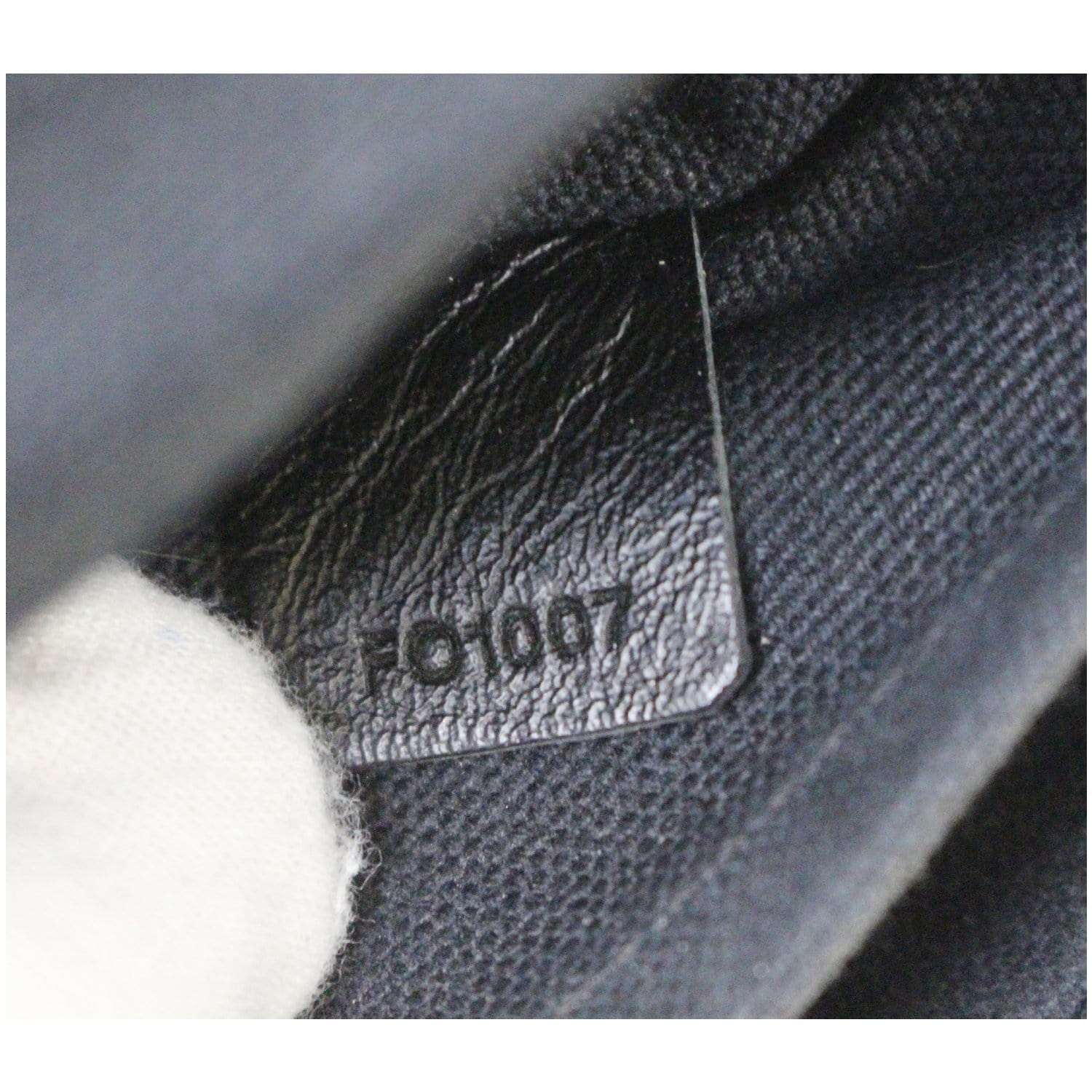 Louis Vuitton Black Quilted Monogram Motard Altaïr Clutch - Shop LV