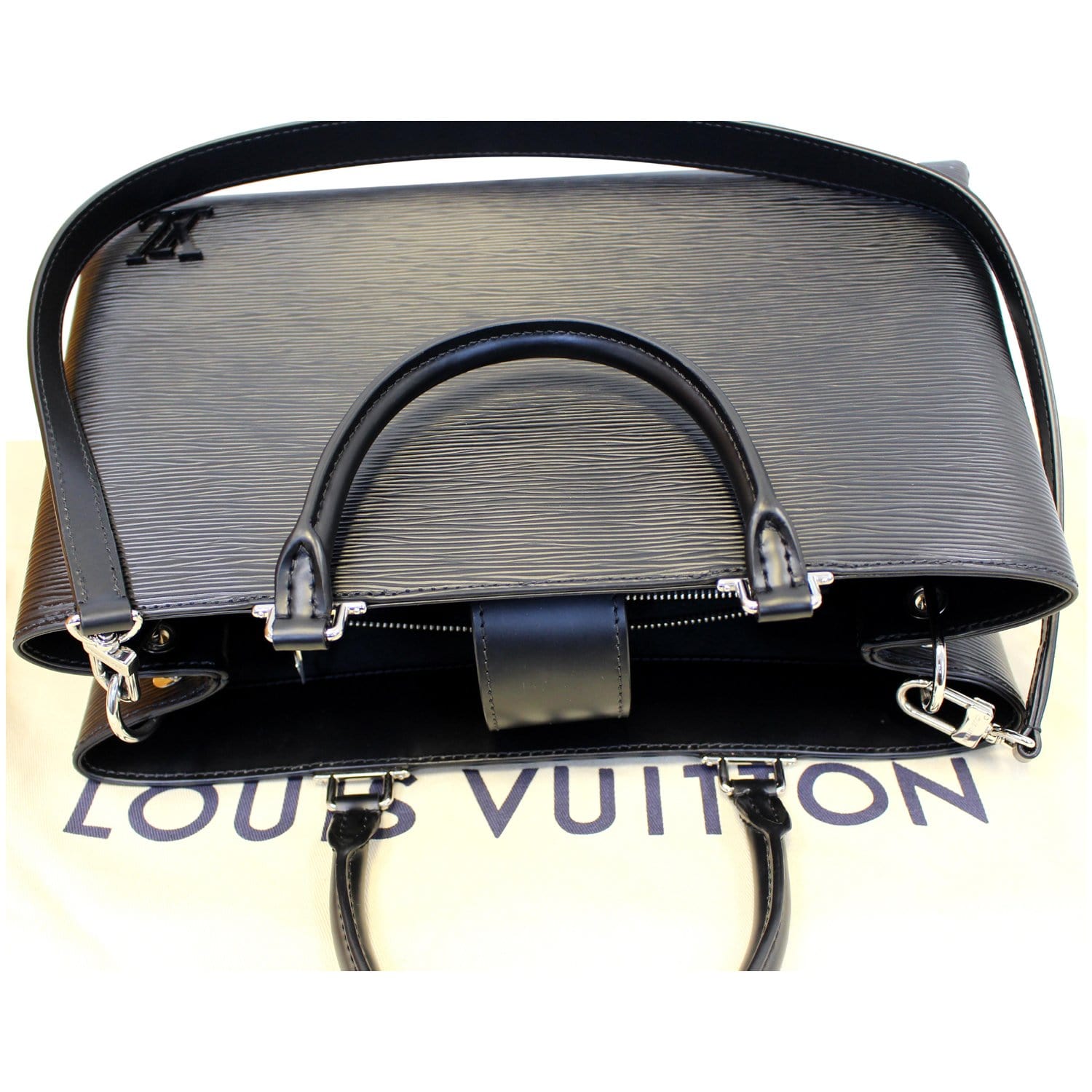 Louis Vuitton Epi Kleber PM (SHG-Y8eUeS) – LuxeDH