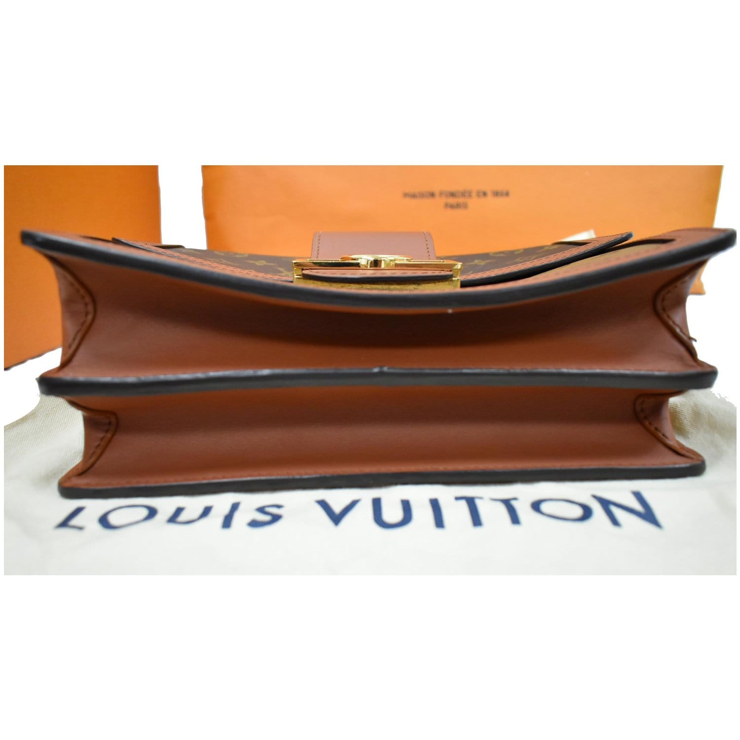 LOUIS VUITTON Dauphine MM Monogram Reverse Canvas Hobo Shoulder Bag Br